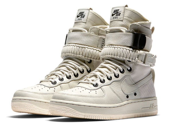 Nike Air Force 1 Special Field белые (40-46)